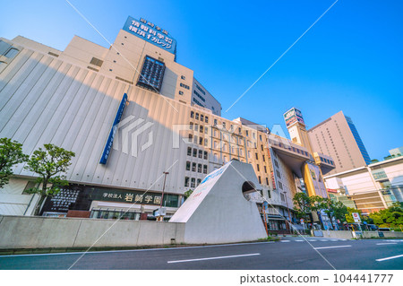 日本橫濱城市景觀 橫濱站、橫濱站西口地下停車場、岩崎學園等景觀 日本橫濱城市景觀 橫濱站、橫濱站西口地下停車場、岩崎學園等景觀 104441777