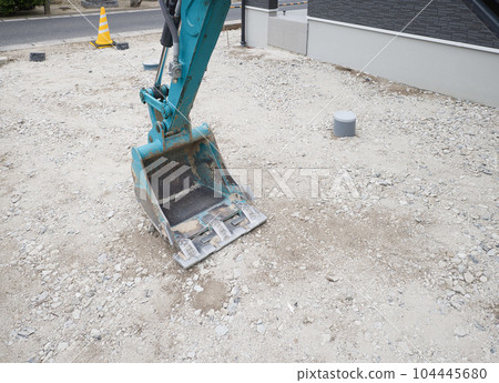 新建築形象 新房子正在建設中 新建築形象 新房子正在建設中 104445680