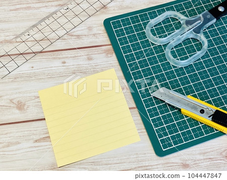 Handicraft, independent research, stationery 104447847