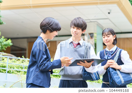 Junior high school field trips　　 104449188