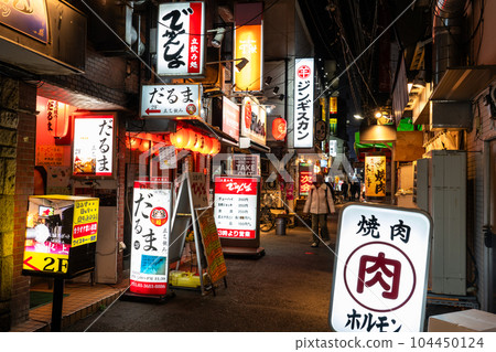 《東京》龜戶站前的懷舊酒吧區 《東京》龜戶站前的懷舊酒吧區 104450124
