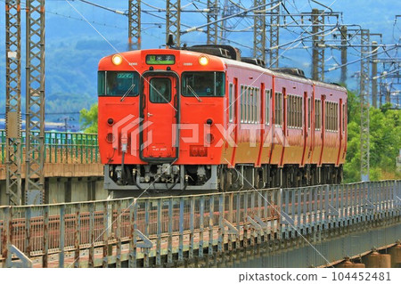 [JR西日本] Kiha 47型（山陰本線：鳳岐大山～東山公園） 104452481
