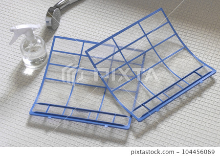 清洗衛生間空調濾清器圖片 清洗衛生間空調濾清器圖片 104456069