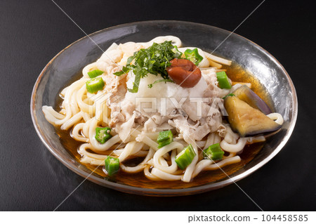 梅子豬肉涮涮鍋冷凍烏冬面 梅子豬肉涮涮鍋冷凍烏冬面 104458585