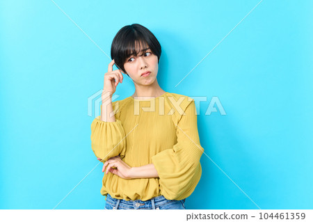 Young lady's portrait Young lady's portrait 104461359