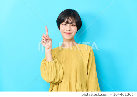 Young lady's portrait 104461365