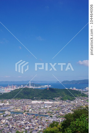 View of Utazu Town, Mt. Shotsuji, Goshikidai, and Tamano City from Aonoyama, Kagawa Prefecture 104464006