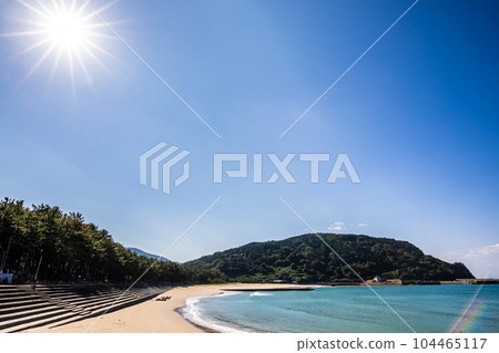 Shiratsuruhama Beach [Amakusa City, Kumamoto Prefecture] 104465117