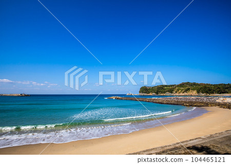 Shiratsuruhama Beach [Amakusa City, Kumamoto Prefecture] 104465121