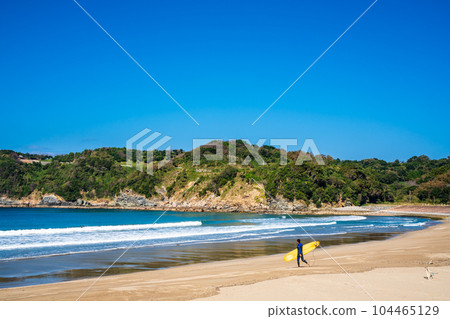 Shiratsuruhama Beach [Amakusa City, Kumamoto Prefecture] 104465129