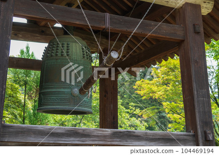 temple bell 104469194
