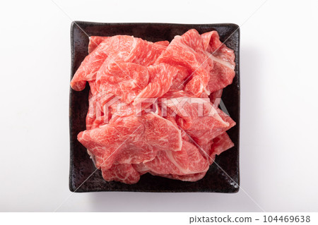 Kuroge Wagyu beef shoulder loin cut off Kuroge Wagyu beef shoulder loin cut off 104469638