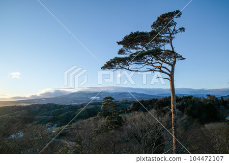 Fukushima Prefecture Winter Nihonmatsu Castle/Kasumigajo Castle Ruins Main Keep View of Mt. Adatara from the castle tower 104472107
