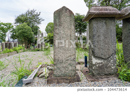 Kyushoji Cemetery (Ikoma Family Cemetery) Behind the grave of Kuan Keisho Daizenjoni Kyushoji Cemetery (Ikoma Family Cemetery) Behind the grave of Kuan Keisho Daizenjoni 104473614