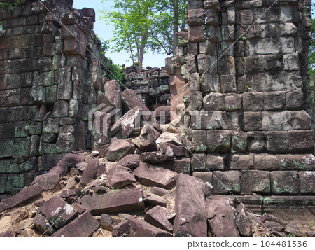 Cambodia Kho Khe ruins 104481536