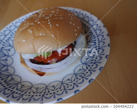 漢堡配蔬菜 漢堡配蔬菜 104484222