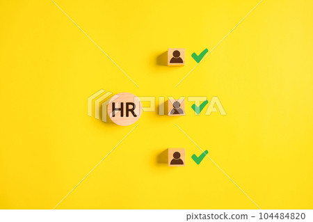 Wooden blocks with people icon for hiring and selection 104484820