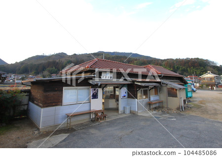 Old Ibarashi Station (104 years old) demolished in 2019 Old Ibarashi Station (104 years old) demolished in 2019 104485086