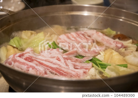Chanko Nabe Chanko Nabe 104489300