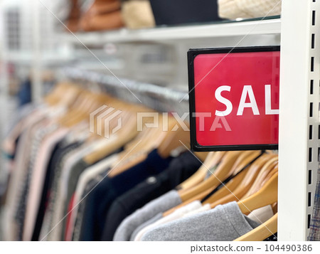 服裝展示及銷售POP 104490386