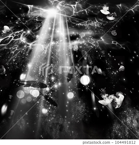 深海的圖像。有水母和魚(·∀·)插畫素材 104491812