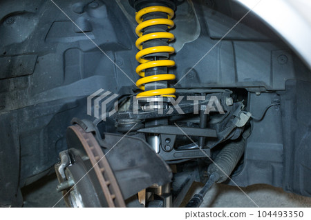 汽車的底盤系統（懸架） 104493350