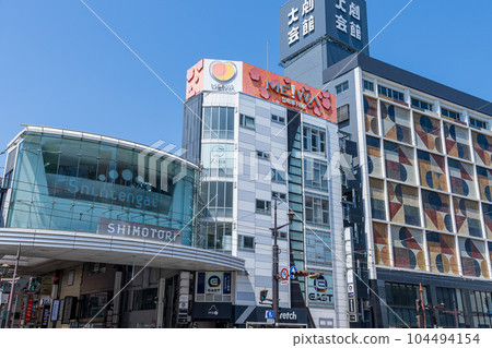 Kumamoto City Scenery seen from the streetcar street ``Suidocho/Torimachisuji Landscape'' (Suidocho, Kumamoto City) Kumamoto City Scenery seen from the streetcar street ``Suidocho/Torimachisuji Landscape'' (Suidocho, Kumamoto City) 104494154