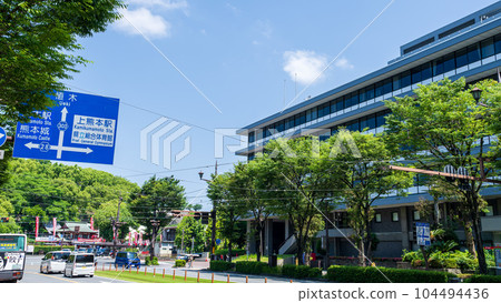 Kumamoto City: Scenery seen from the streetcar street (department store/downtown), business district "Torichosuji scenery" (Suidocho, Kumamoto City) 104494436