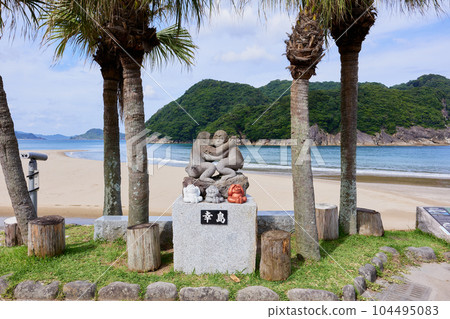 石並海岸（日本百佳海灘）和小島（飼養猴子的無人島） 104495083