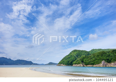 Ishinami Coast (Japan's top 100 beaches) and Koshima (an uninhabited island where cultured monkeys live) 104495121