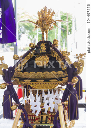 神轎 大國玉神社 神轎裝飾 黃金神轎祭 傳統活動 春夏祭 華麗神轎 104497256