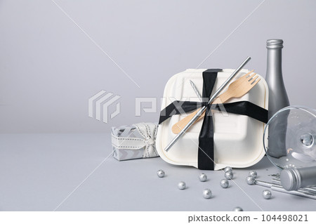 Concept of congratulation and celebration with bento cake in box 104498021