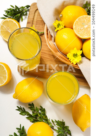 Concept of fresh summer drink - Limoncello cocktail 104499149