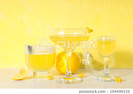 Concept of fresh summer drink - Limoncello cocktail 104499150