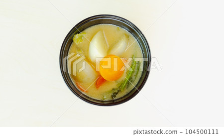 味噌湯,蘿蔔和胡蘿蔔,俯視圖,複製空間,邊緣 味噌湯,蘿蔔和胡蘿蔔,俯視圖,複製空間,邊緣 104500111
