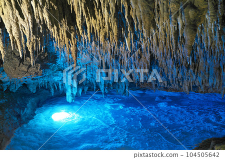 [Okinawa World Gyokusendo] Tamagusuku Maekawa, Nanjo City, Okinawa Prefecture 104505642