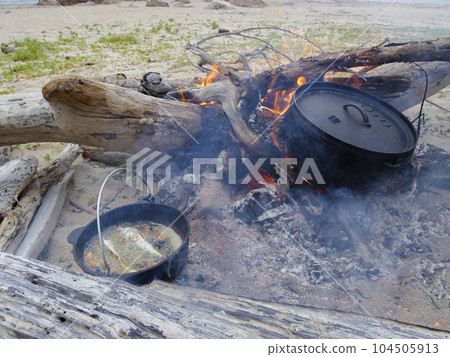 Camping dinner Ahijo and roasting preparations Camping dinner Ahijo and roasting preparations 104505913