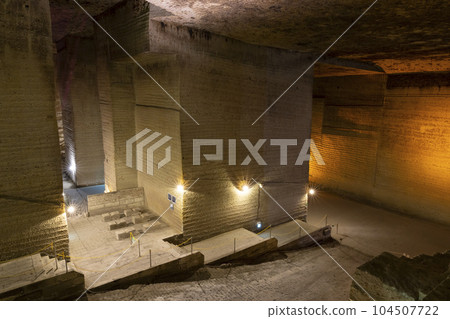 [Tochigi Prefecture] Oya Stone Underground Quarry Ruins Oya Museum 104507722