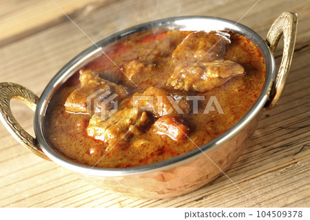 Hot spicy Indian curry with chicken Hot spicy Indian curry with chicken 104509378
