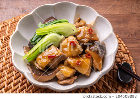 乾香菇雞腿蠔燉菜 104509898