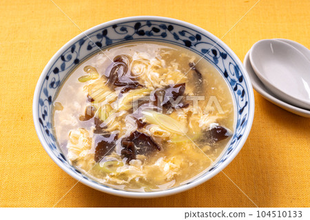 Mung bean vermicelli and jellyfish san rattan Mung bean vermicelli and jellyfish san rattan 104510133