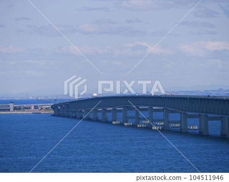 從摩天輪看到的大阪泉佐野關西國際機場大橋(西北方向,初夏) 從摩天輪看到的大阪泉佐野關西國際機場大橋(西北方向,初夏) 104511946
