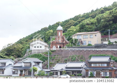 Oso Church seen from the opposite shore of the Kamigoto district of Kamigoto 104513082