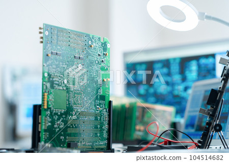 Inspecting substrates in a clean room 104514682