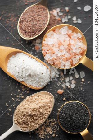 Spoons  with assorted speciality salt 104514957