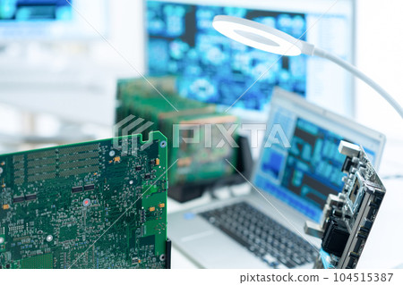 Inspecting substrates in a clean room 104515387