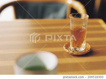 ice cream, glass, barley tea 104516393
