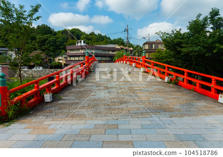 【京都風景】宇治是源氏物語最後十章的主要舞台 【京都風景】宇治是源氏物語最後十章的主要舞台 104518786