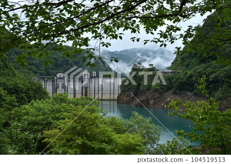 The 40 thousand dam 104519513