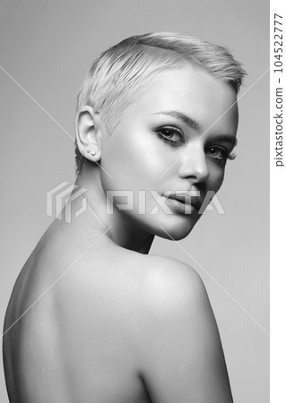 Short Hair Beautiful young woman. sensual girl with blond Hair Black and white portrait Short Hair Beautiful young woman. sensual girl with blond Hair Black and white portrait 104522777